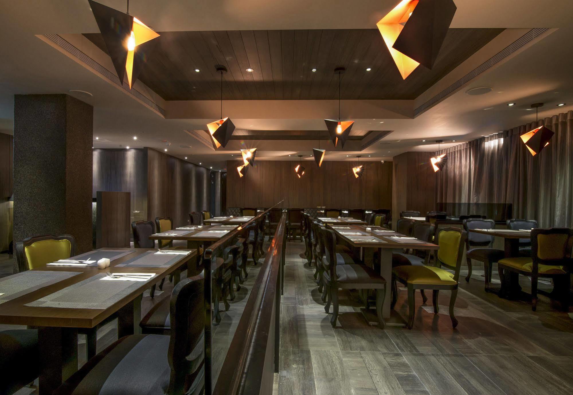 Check Inn Taipei Nanjing Exterior foto